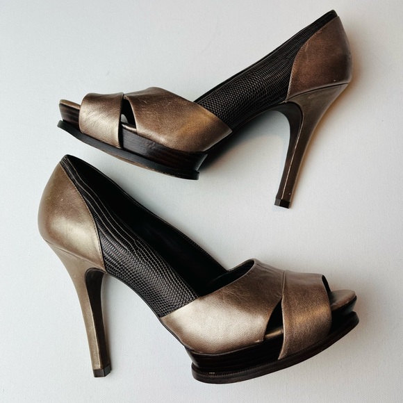 BCBGMAXAZRIA Women’s Classic Slip On Open Toe High Heels Size 10B - Picture 4 of 7